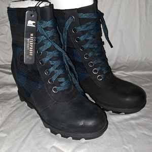 Sorel Wedge Boots